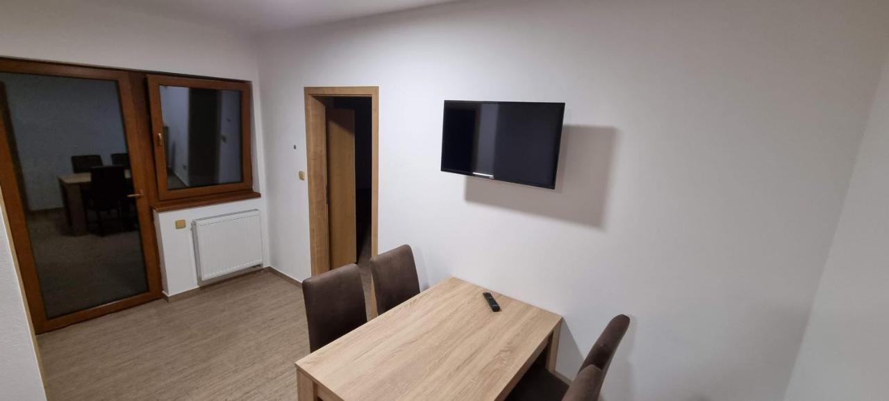 Apartmany Adieu 2 Trebon Bagian luar foto