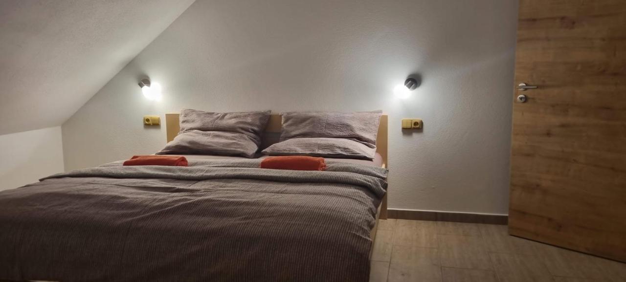Apartmany Adieu 2 Trebon Bagian luar foto