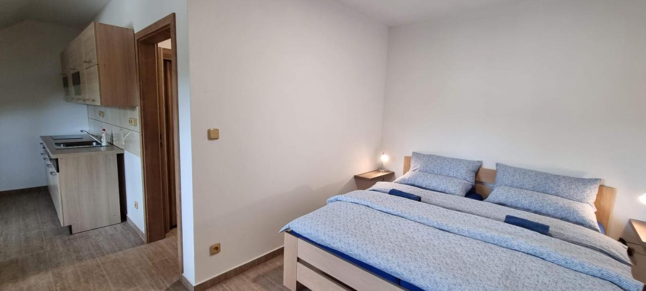 Apartmany Adieu 2 Trebon Bagian luar foto