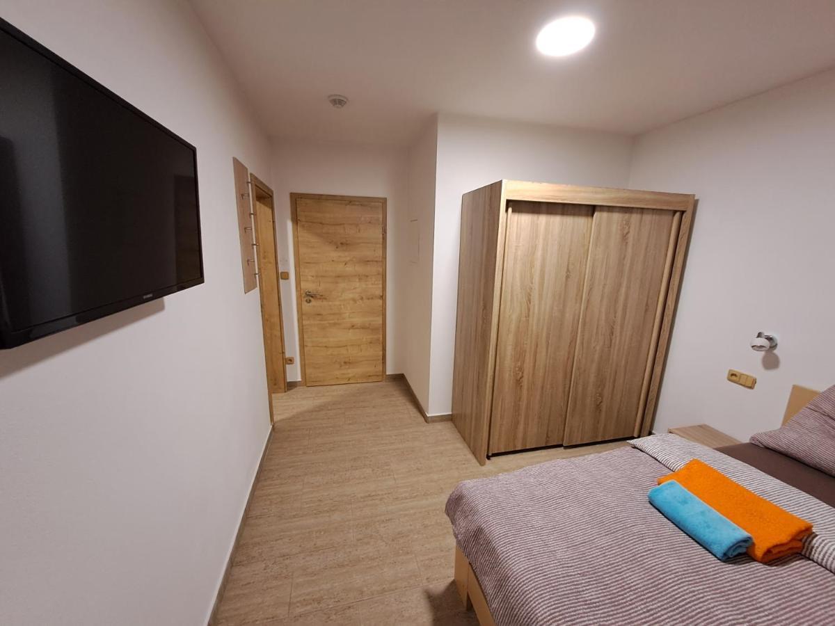 Apartmany Adieu 2 Trebon Bagian luar foto